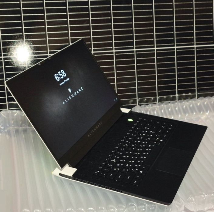 Dell Alienware X15 R2 ноутбук ігровий геймер потужний комп'ютер
