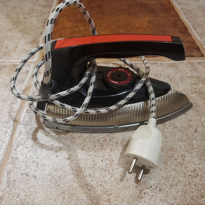 Элекроутюг праска