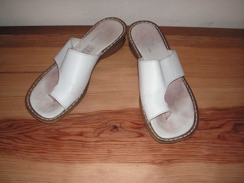 Sandália Senhora T/38 ( Branco )