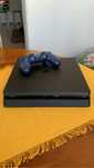 Playstation 4 500gb+ comando e cabos