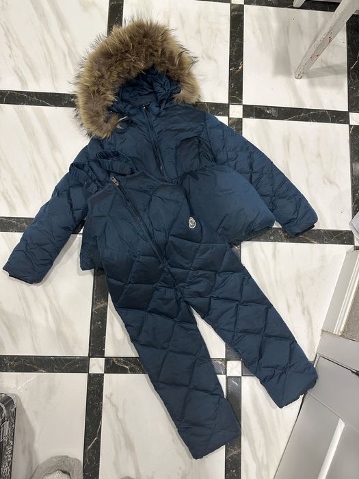 Комбінезон зимовий, комбез пух Moncler оригінал 6-8 років.