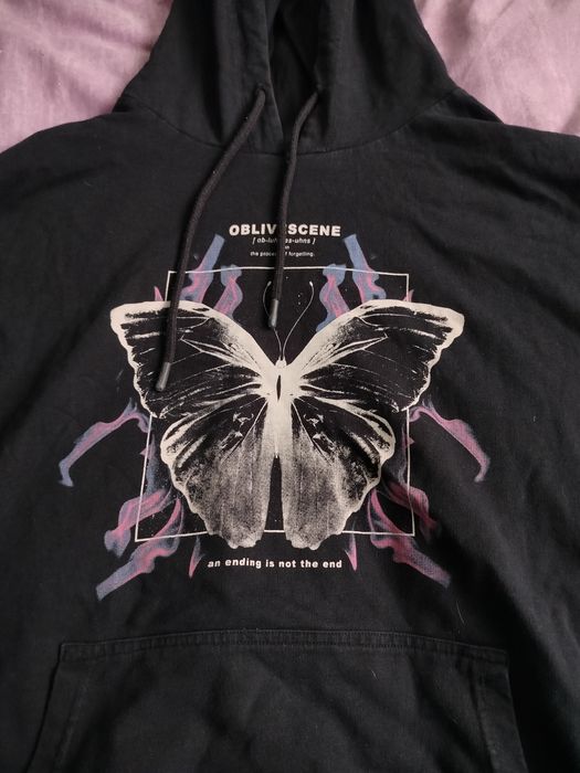 Bluza z motylem cropp