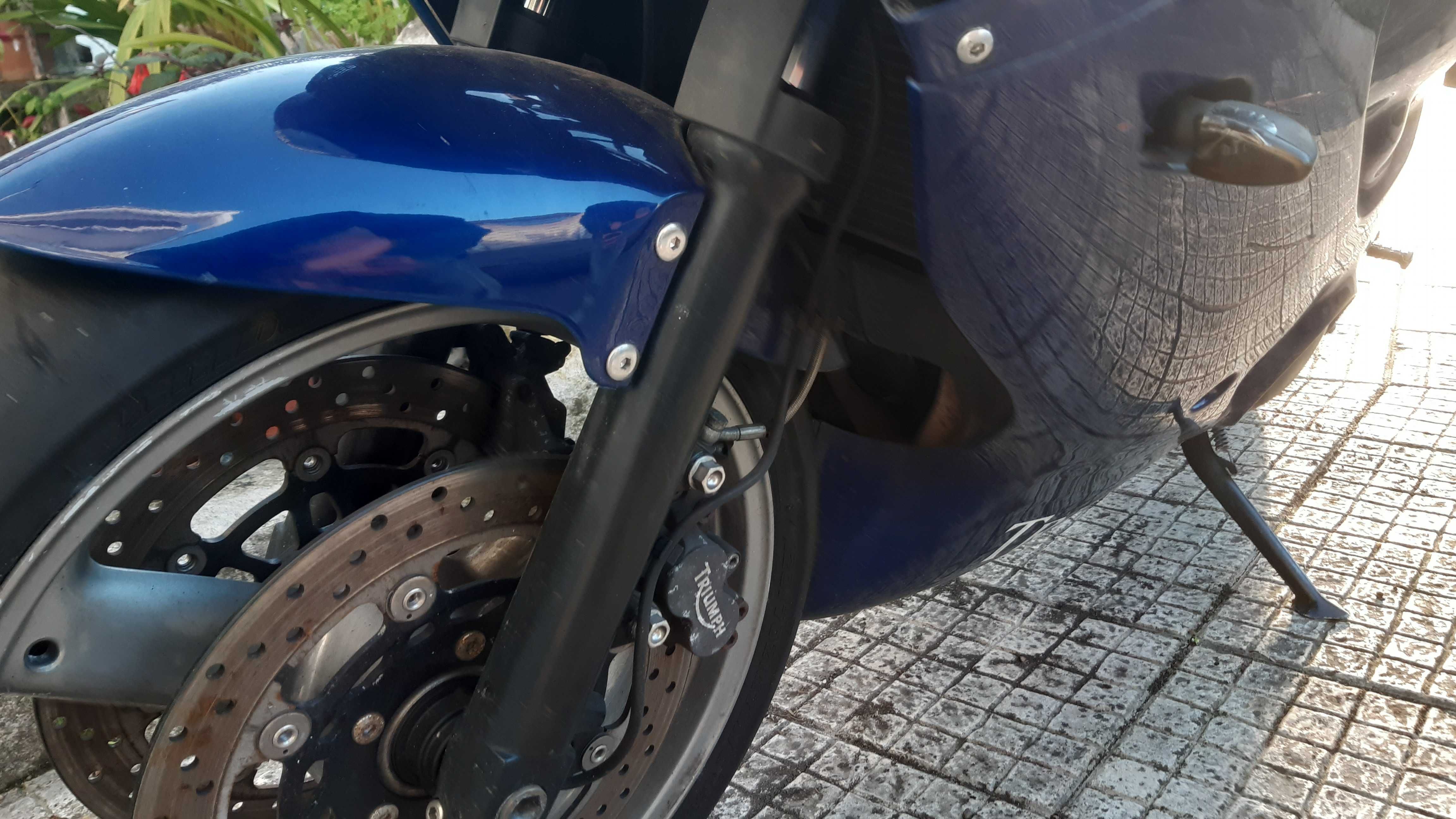 Espectáculo Triumph TT 600