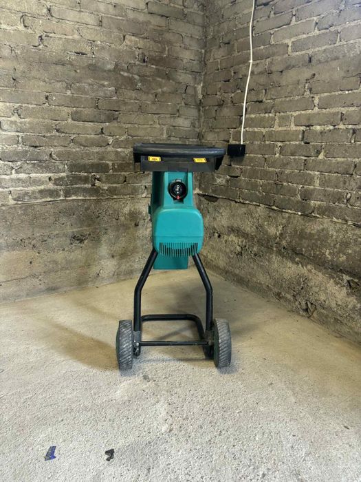 Sprzedam rozdrabniacz elektryczny Bosh 2200 axt