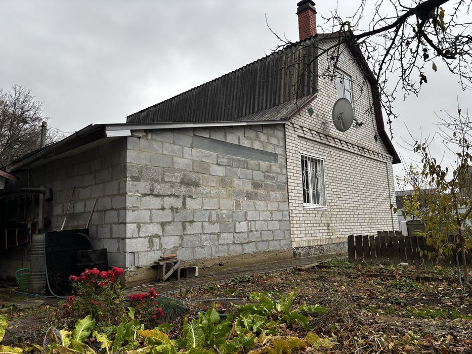 Будинок 2 км від Білоі Церкви вул Гайок з гарною дорогою