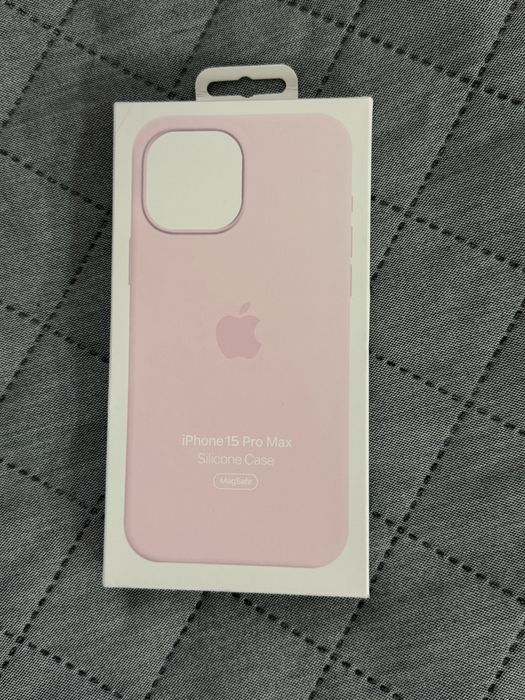 Новий чехол на айфон 15 про макс