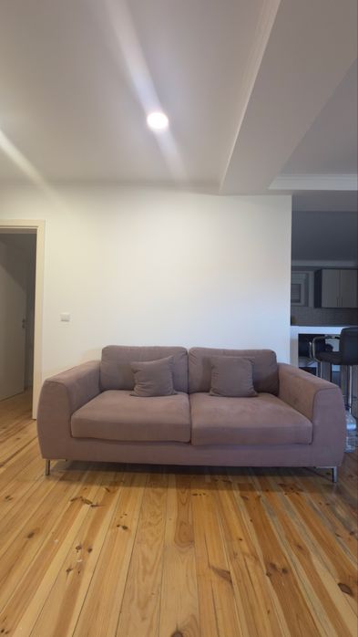 Sofá de 2 lugares 2 metros