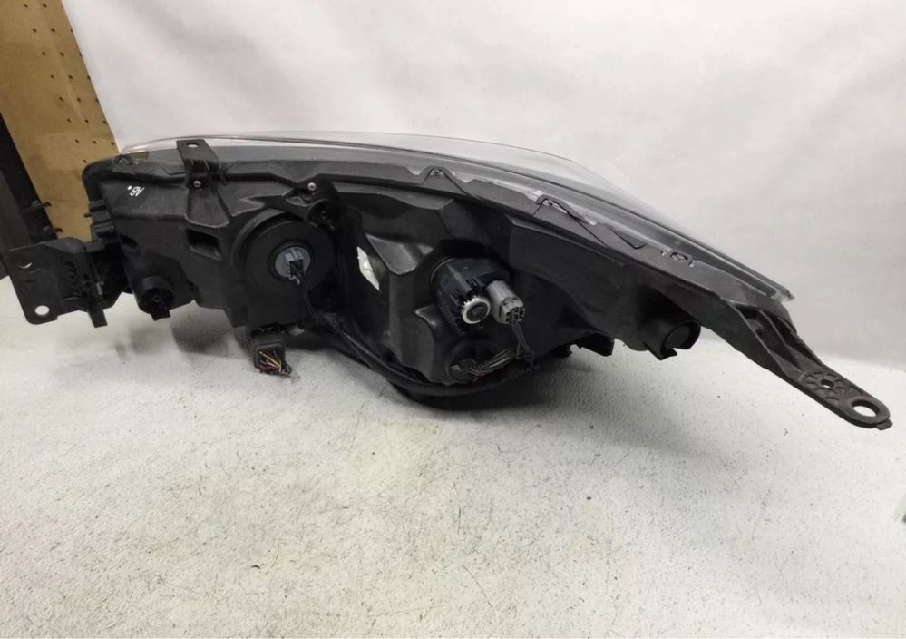 Фара права Subaru Ascent 2018 - 2022 84002XC00A