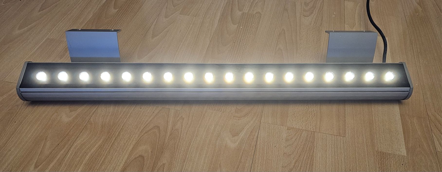 Lampa Oświetlenie  Elewacyja  LUG MODENA 900