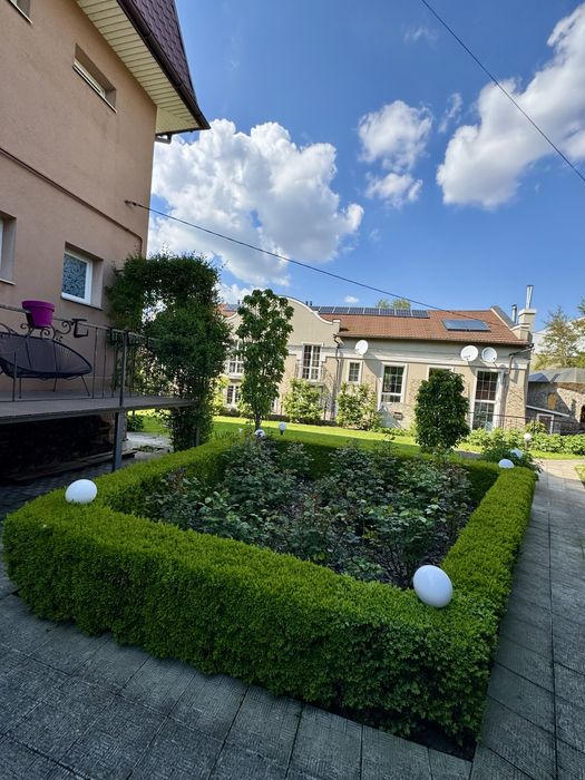 Маєток вашої мрії у центрі міста — гармонія затишку та комфорту