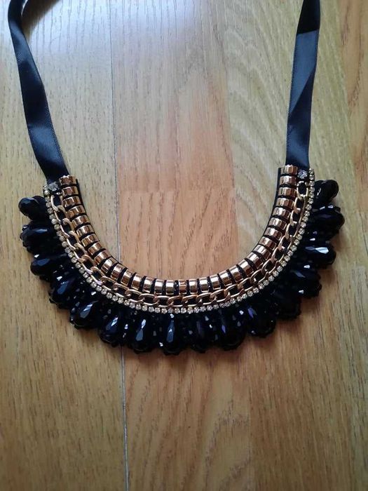 Naszyjnik z kamieniami