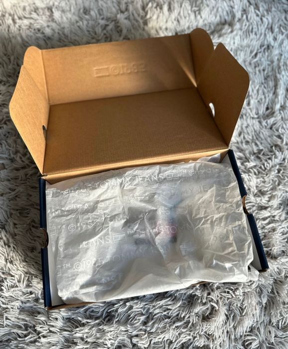 Sapatilhas Tommy Hilfiger 42