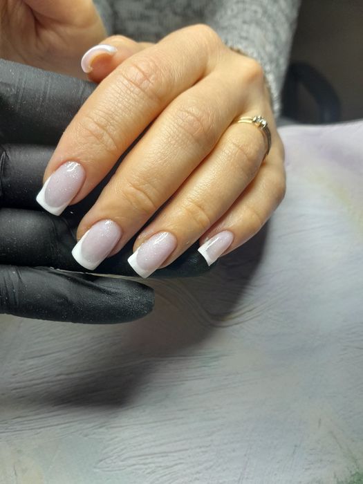 Манікюр*Голосієво*працюю без світла