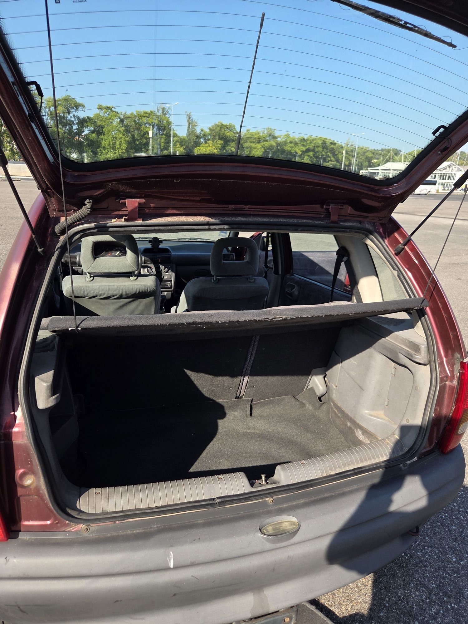 Carro Opel Corsa b