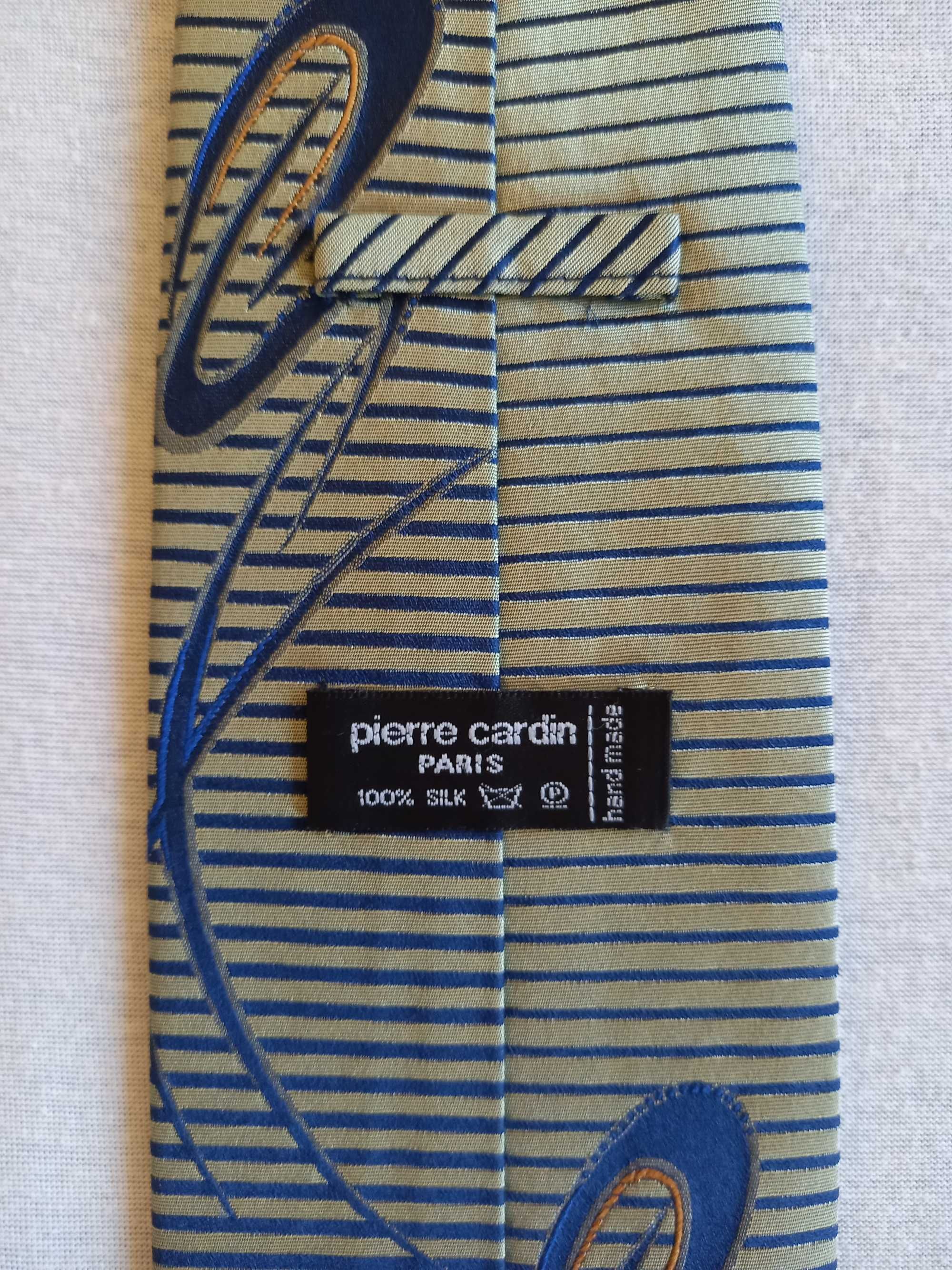 Sprzedam krawat Pierre Cardin