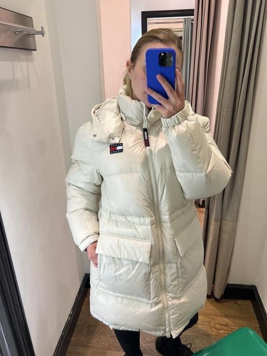 Пуховик alaska tommy hilfiger. Розмір S