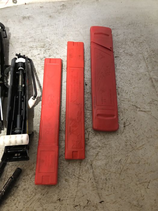 Домкрат крюк запаска VW Skoda Audi аварійний знак