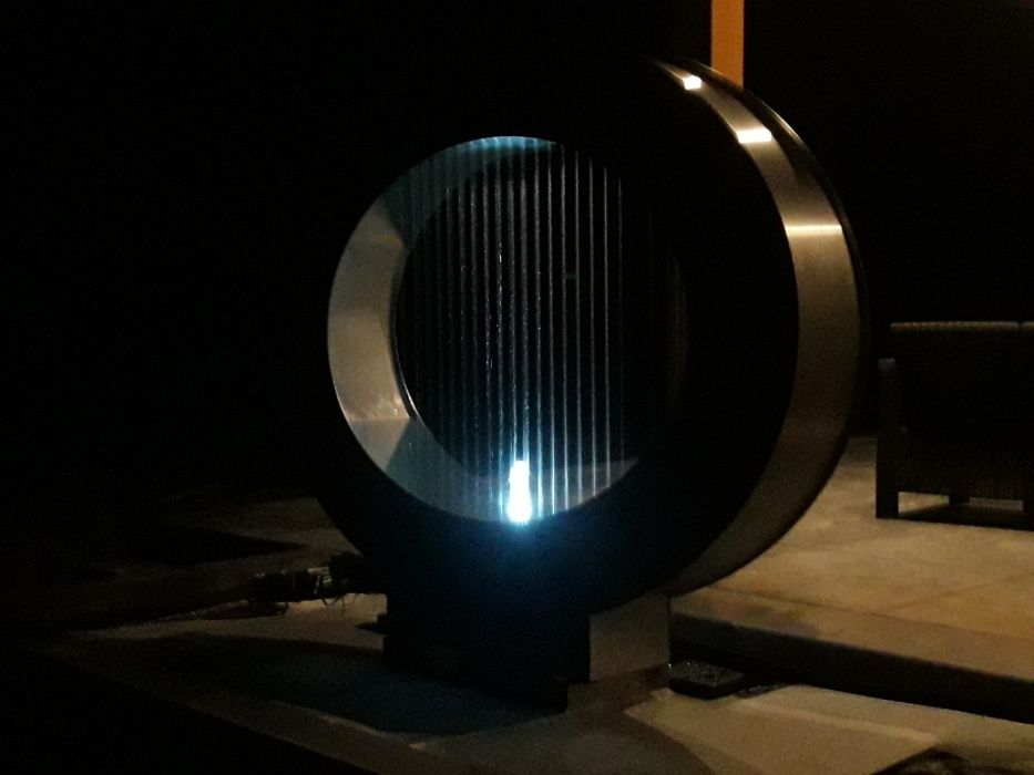 FONTANNA OGRODOWA ze stali nierdzedwnej, ELIPSA 200 cm. Fontanny ogrod