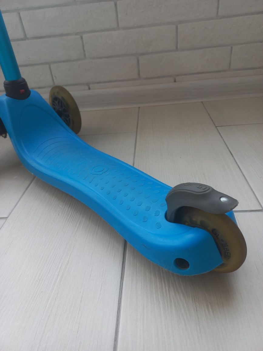Самокат Globber Primo Lights блакитний