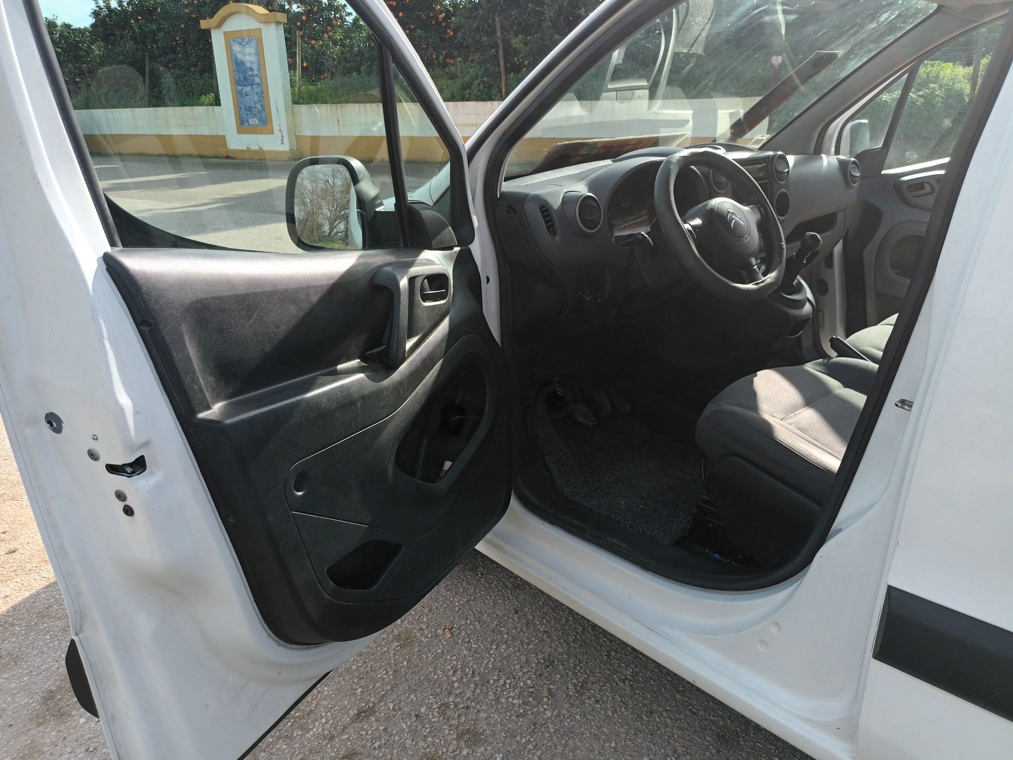 Citroen berlingo 90 CV 2014 3 lugares