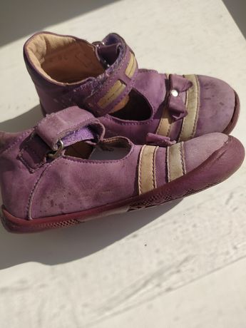 Босоножки, сандали, тапочки 22 рр, Däumling