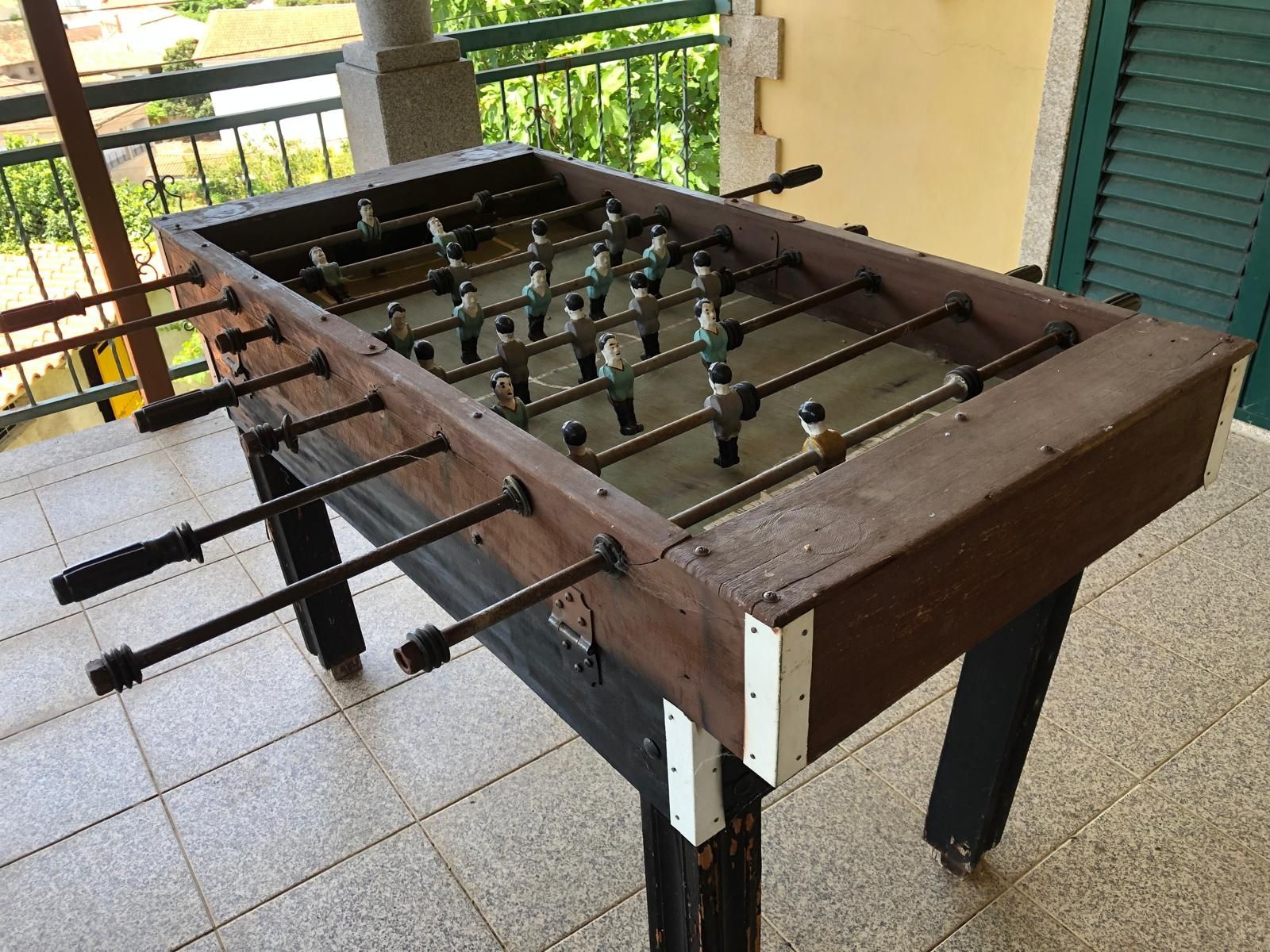 Mesa de Bilhar e Matrecos