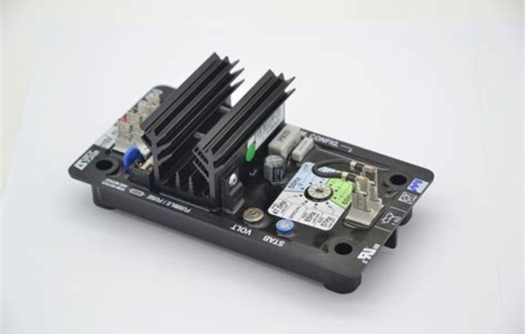 R250 AVR – Regulator napięcia do generatora – Nowy, oryginalny