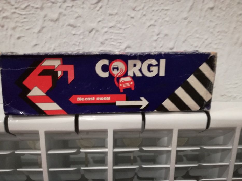 Corgi Volvo Container Truck