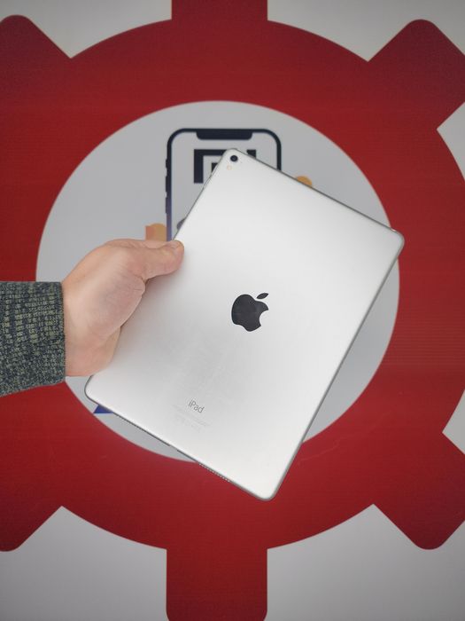 Apple Ipad pro 9.7, 128 гб Wifi, space gray, планшет