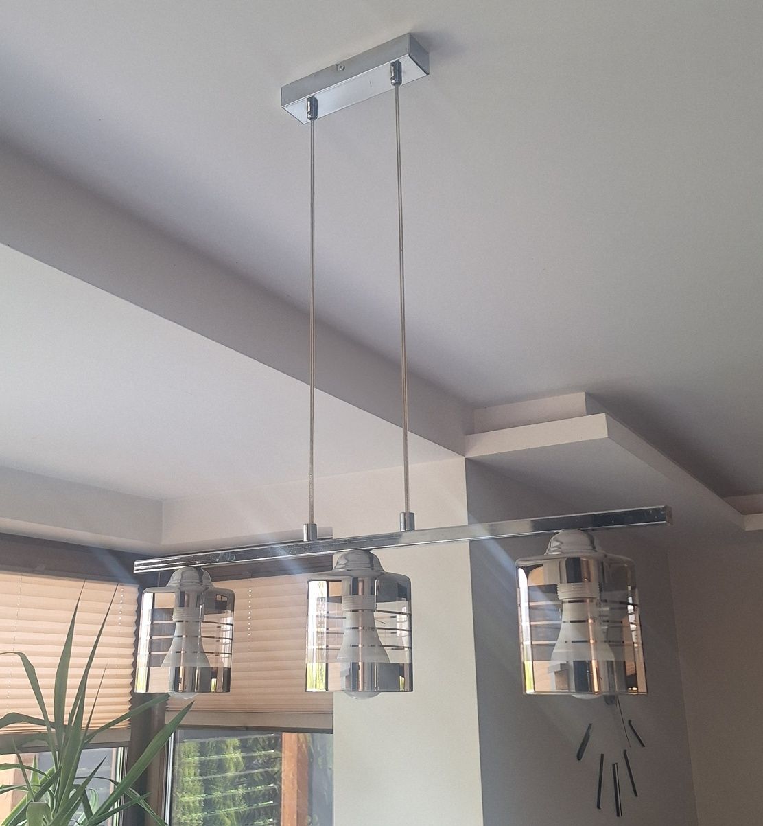Lampy do jadalni, salonu, żyrandol,  zestaw nad stół I barek