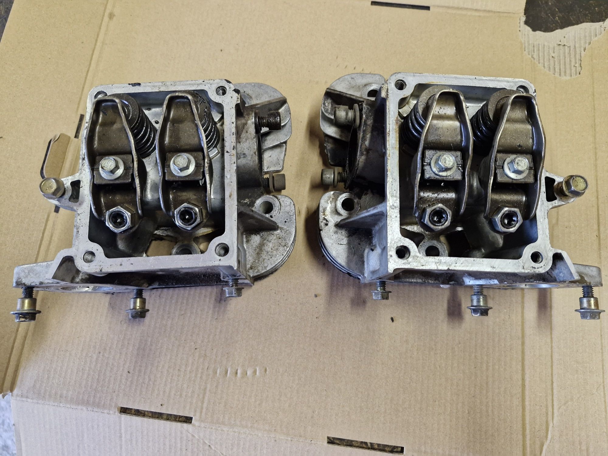 Głowica cylindra Briggs&Stratton Intek V-Twin oryginał