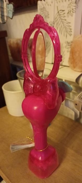 Barbie książeczka lusterko wiatrak cukierki  oryginalne nowe