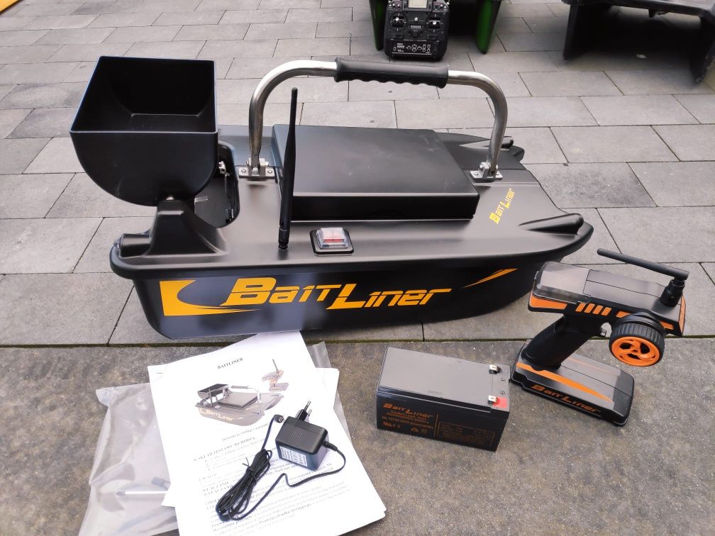 Nowa Łódka zanętowa Bait Liner _ Katamaran _ BaitLiner _ Stan: Nowa
