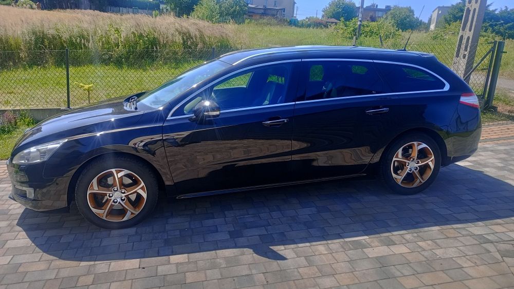 Peugeot 508 SW .