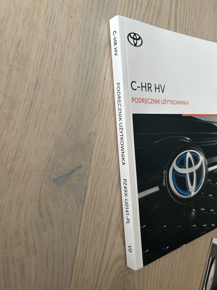 Instrukcja Toyota CHR plus etui - nowe