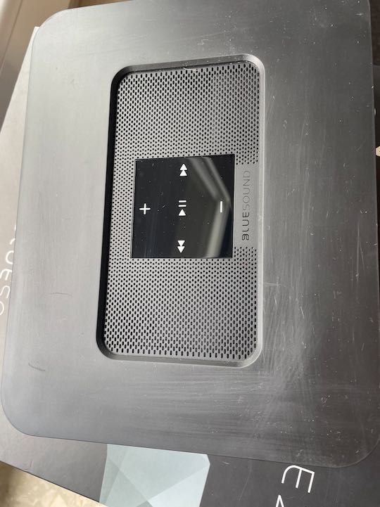 Bluesound Powernode 2i HDMI streamer ze wzmacniaczem