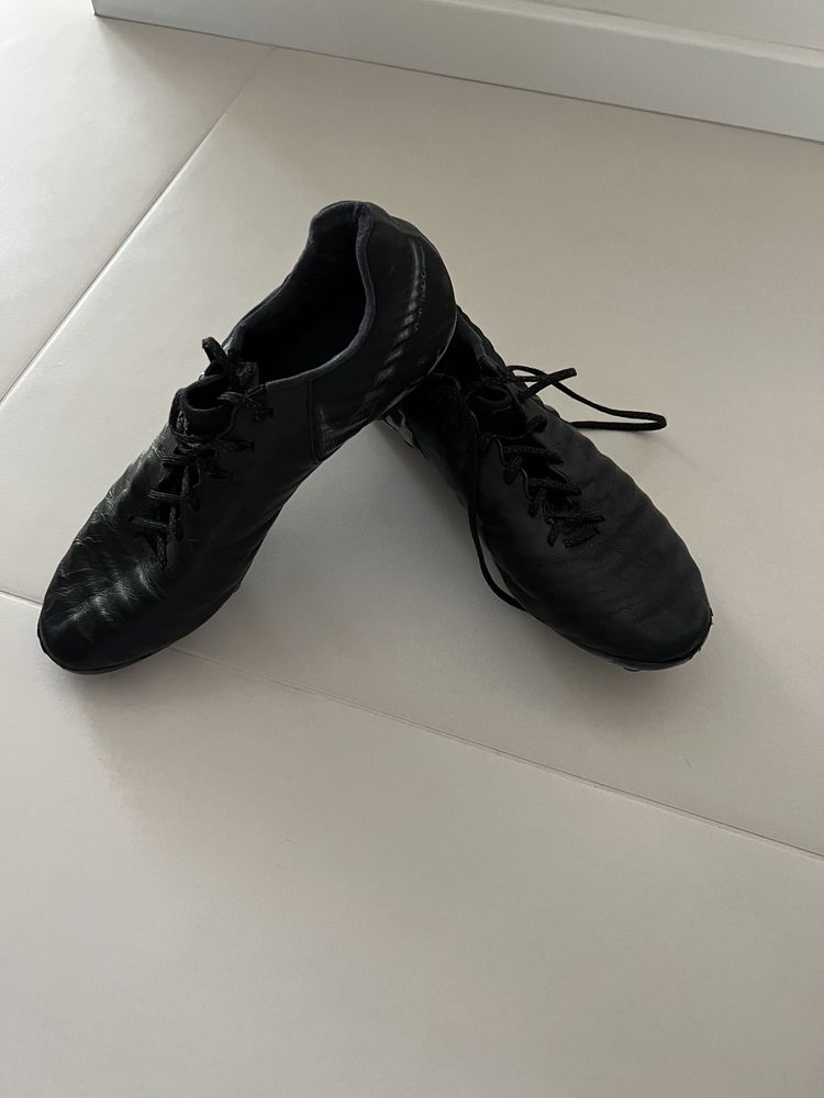 Buty piłkarskie Nike Tiempo 7 Pro AG r.44,5