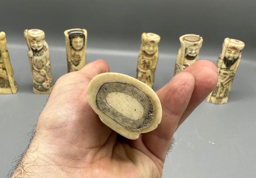 Raro conjunto esculturas sete imortais em osso