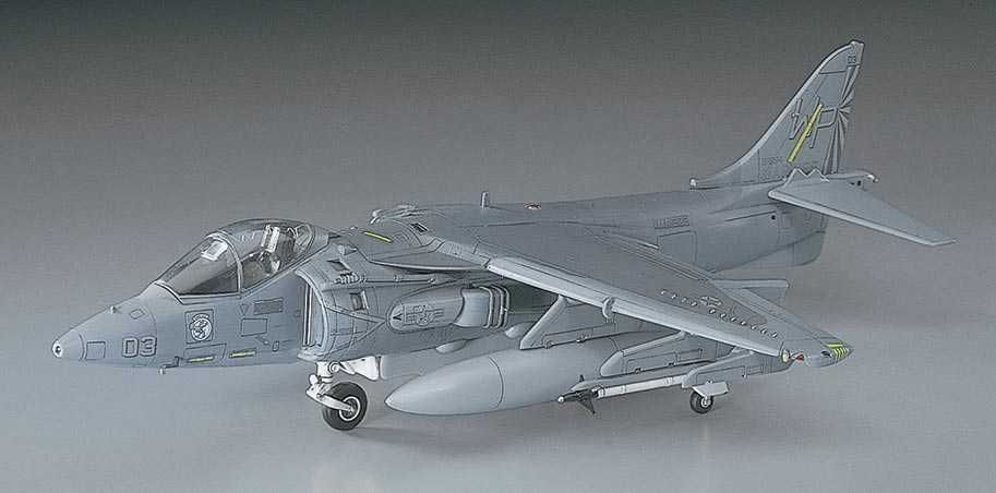 Hasegawa D19 Av-8B Harrier II 1/72
