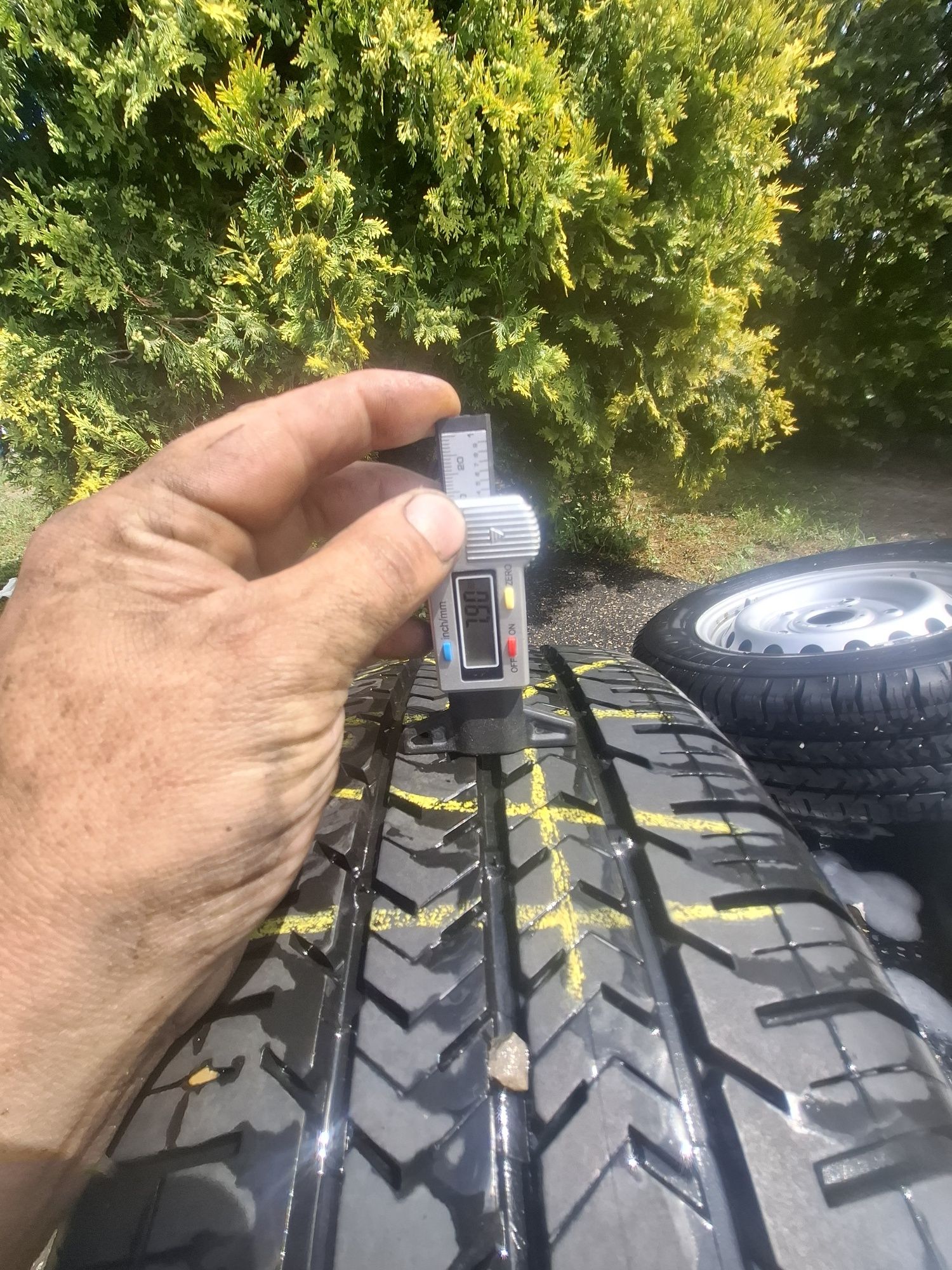 Opony z felgami ford Transit 215x65r15c