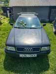 Автомобіль ауді 80