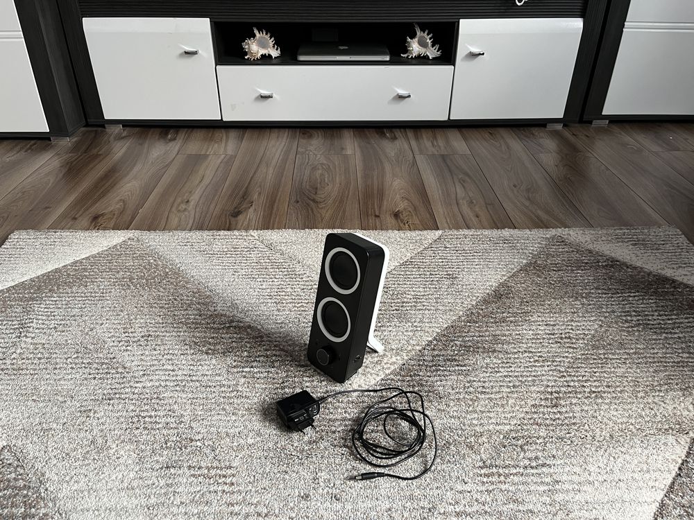 Głośnik sieciowy Logitech Z-200 (custom projekt) o mocy 2x4,5W DIY