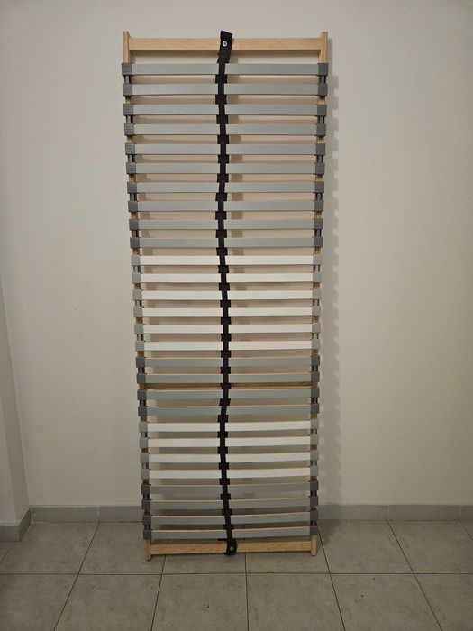 Estrados de ripas IKEA LÖNSET