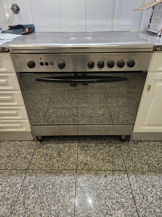 Bloco forno e fogão a gás