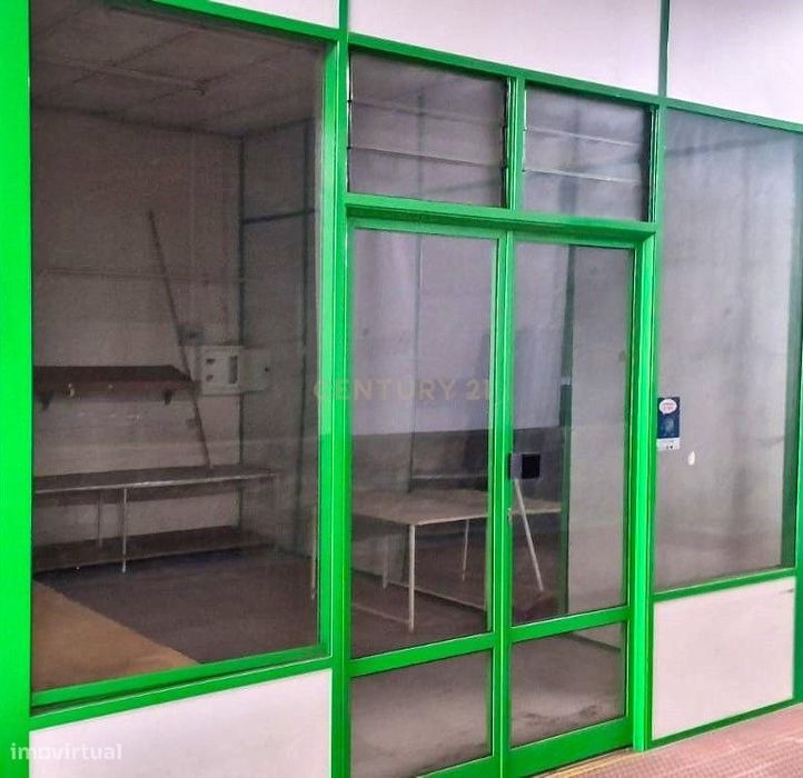 Loja Comercial Ou Box Com 16 M2