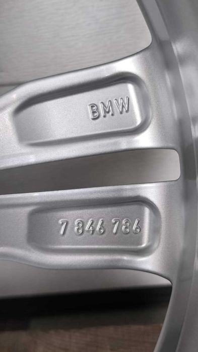 Felgi aluminiowe 19" Bmw X5 F15 5x120 Nowe Demo Et37 (OL696F)
