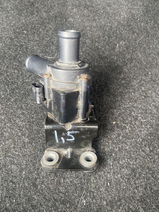 Помпа Насос системы охлаждения електро