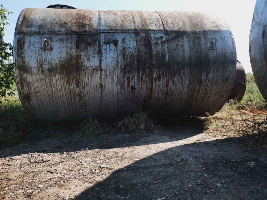 Ємності, силоса, ресивери, цистерни - метал./нерж./емальовані