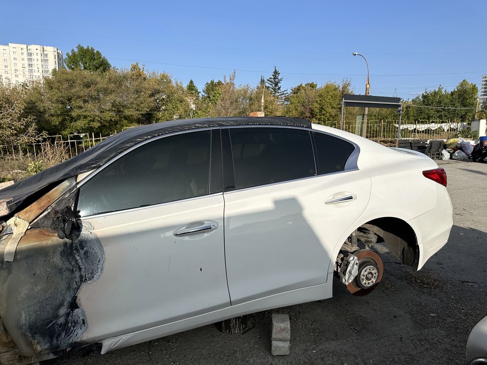 Продам Infiniti q50