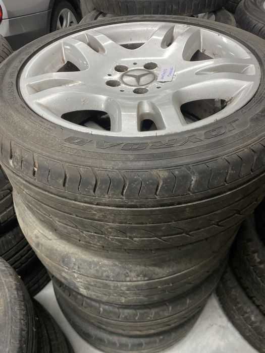 Jantes Metcedes com pneus